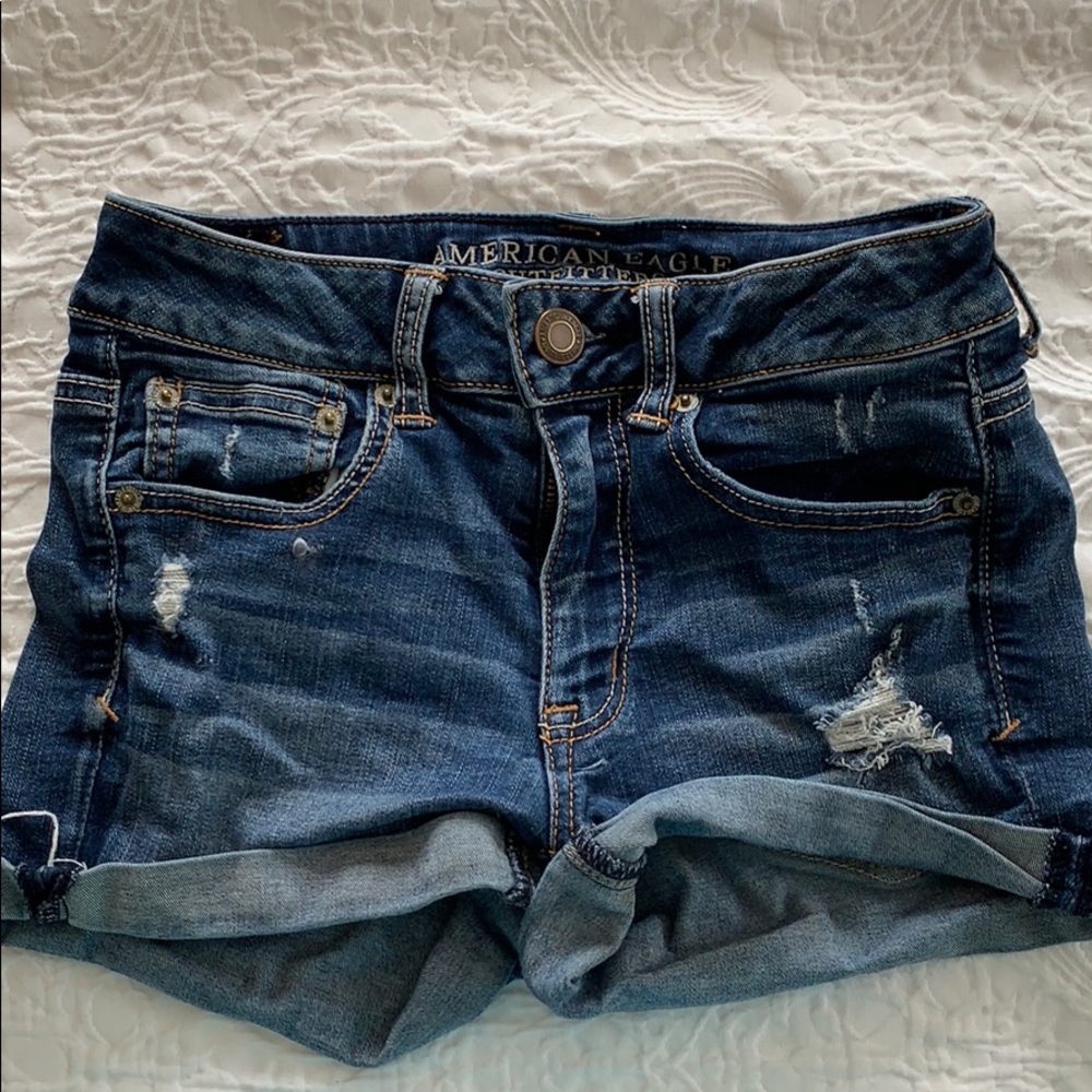 Denim hi-rise distressed shorts